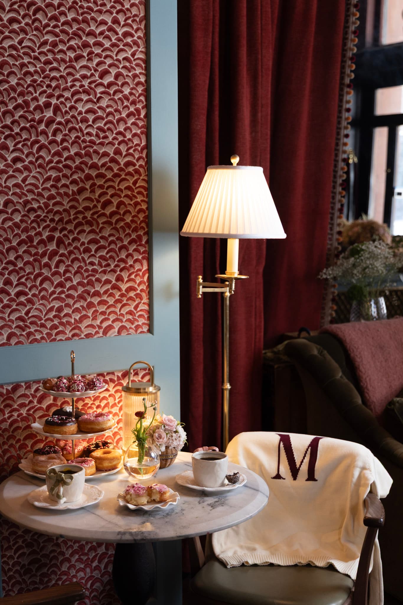 Maxwell Maison partner installation with Visual Comfort.